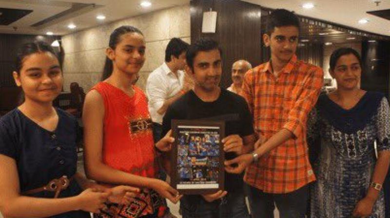 Read more about the article Families of Sukma attack martyrs met Gautam Gambhir